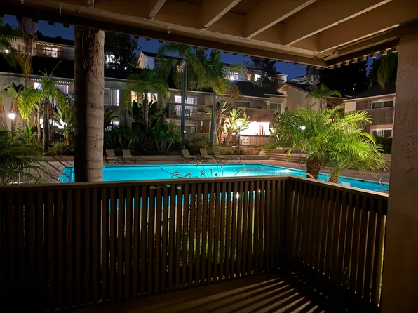 8529 Villa La Jolla Dr APT F, La Jolla, CA 92037