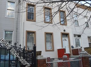687 E 224th St, Bronx, NY 10466