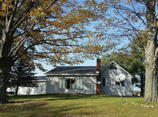 21010 Forteen Mile Rd, Big Rapids, MI 49307