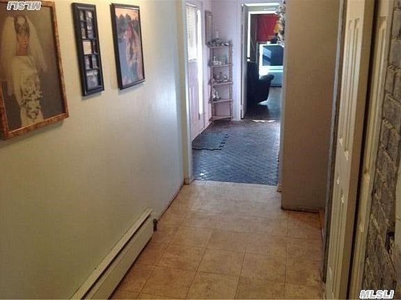 5th image of 10 Valley St