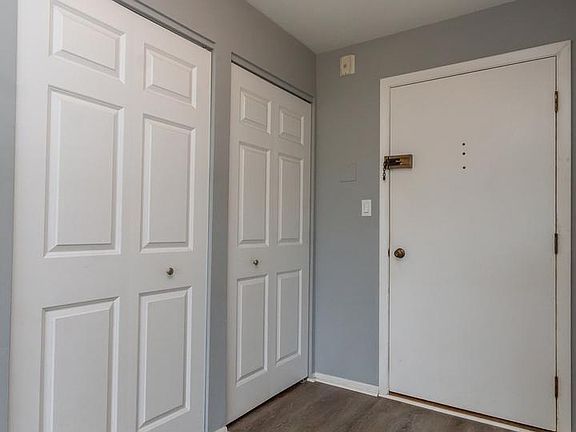 4th image of 77 Lake Hinsdale Dr APT 410