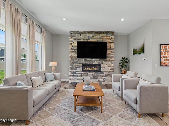 5th image of 4716 N West View Dr