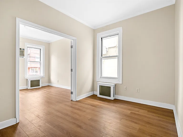 25-41 14th Pl #1 — Photo 3