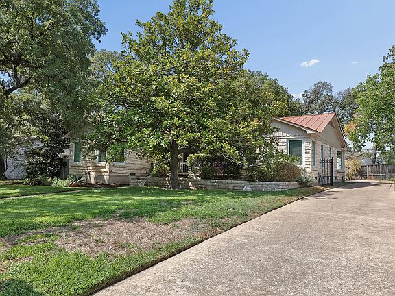 2nd image of 4204 Wildwood Rd
