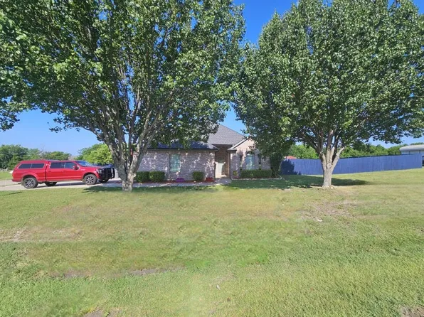 201 Arthur Dr, Princeton, TX 75407