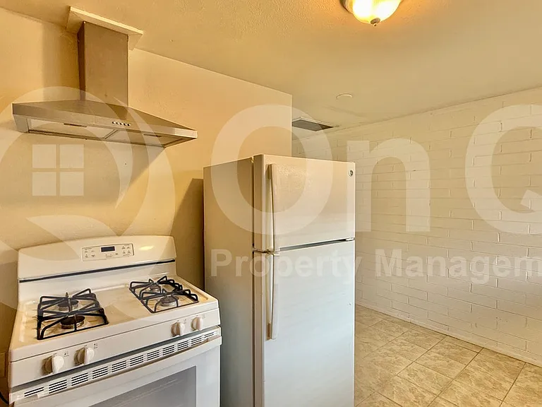 3122 E Hubbell St #B — Photo 6