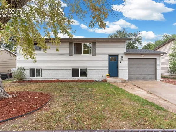 1596 Prado Dr, Fountain, CO 80817
