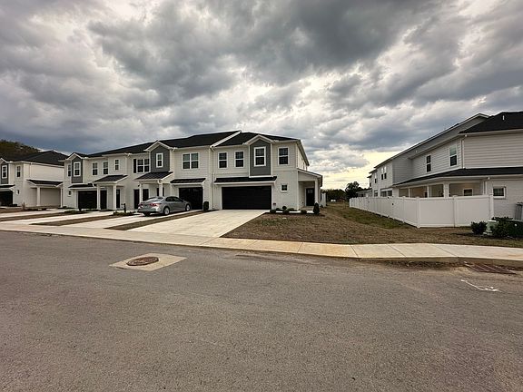 2nd image of 4317 Calusa Dr