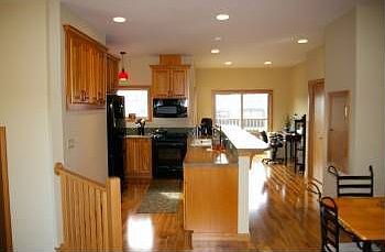 4th image of 820 B Olympia Ave