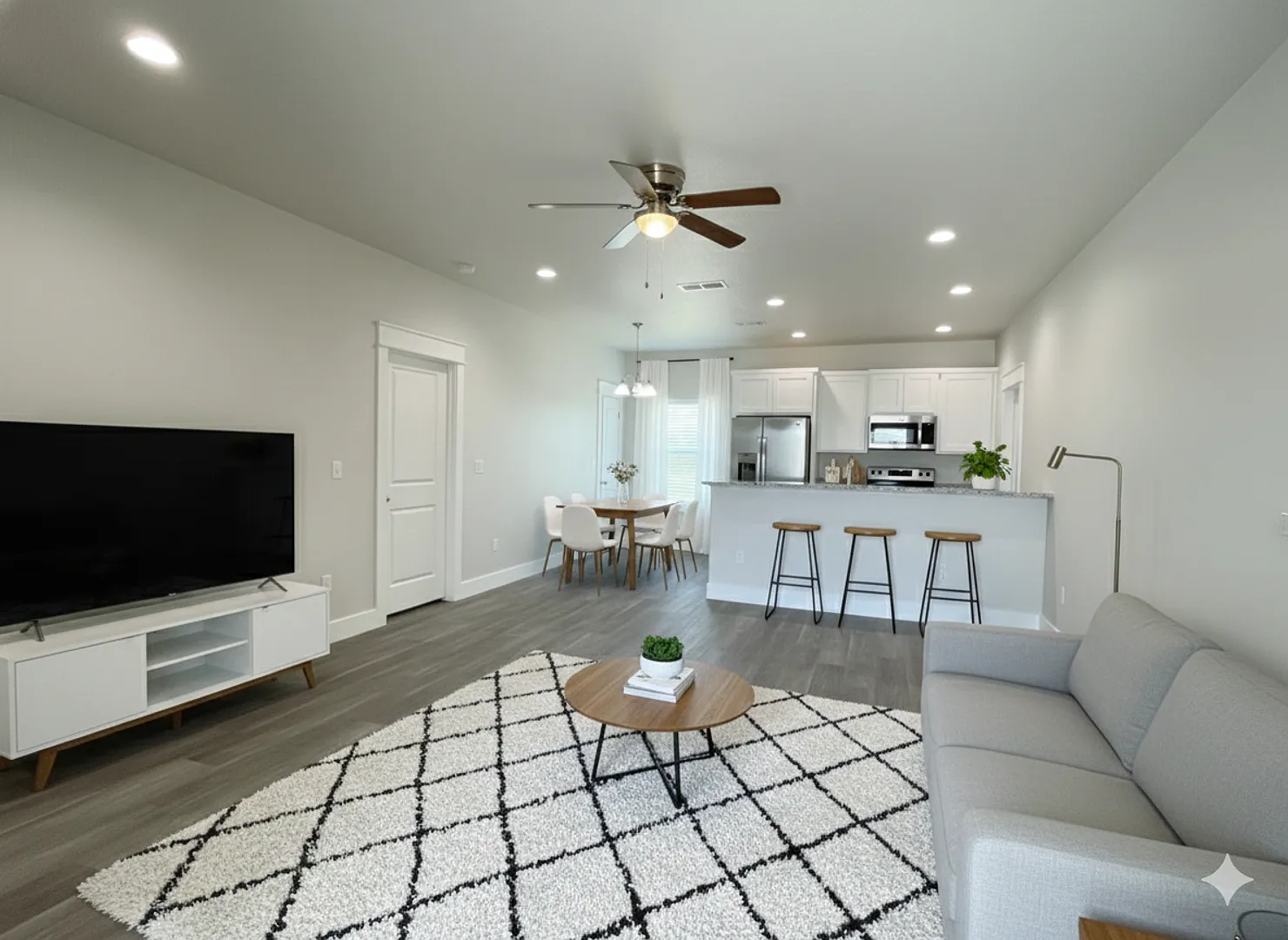 Beautiful home in a quiet community — Photo 2
