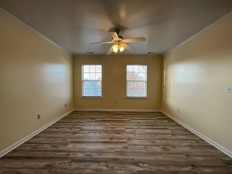 8700 Gooch Ct — Photo 20