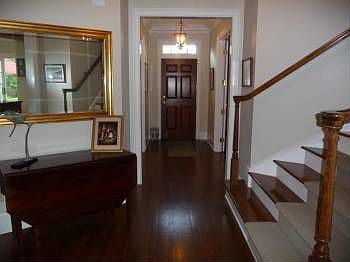 2nd image of 33 Pickett Pl