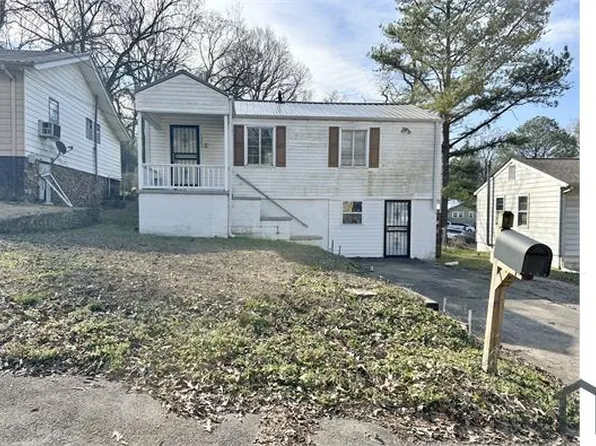 1303 9th Ave, Midfield, AL 35228