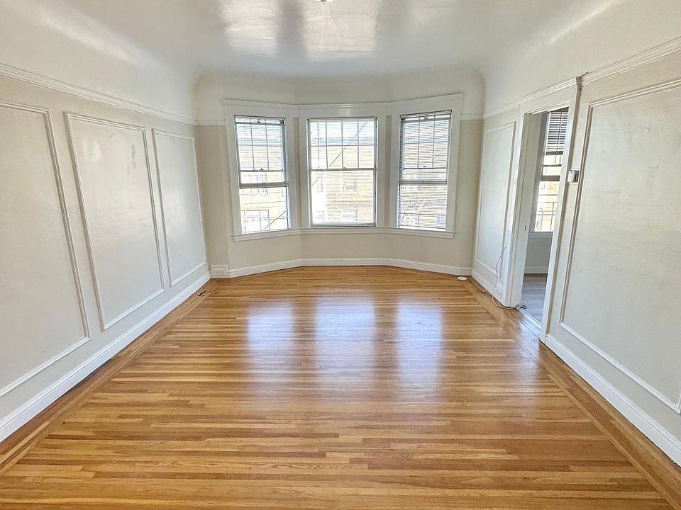 1st image of 2650 Franklin St APT 32