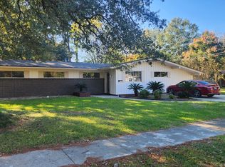 2464 Kensington Dr, Baton Rouge, LA 70809