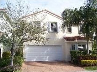 1105 Papaya St, Hollywood, FL 33019