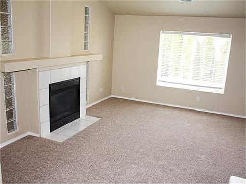 3rd image of 2503 Royal Palm Ave