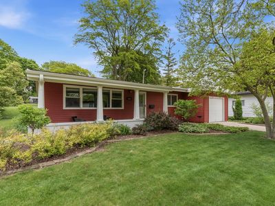 5633 Bentwood LANE, Greendale, WI, 53129