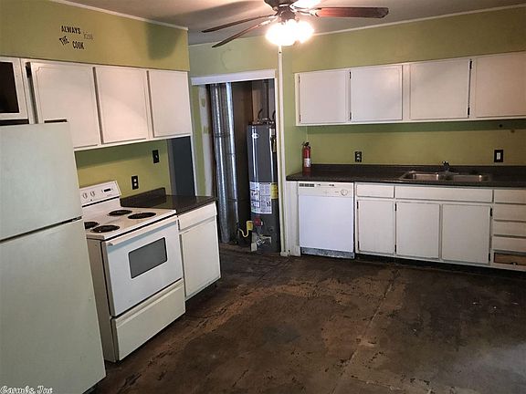 4th image of 91 Powhatan Dr