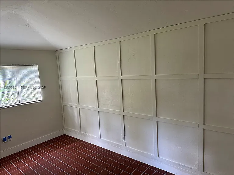 1431 Algeria Ave — Photo 25