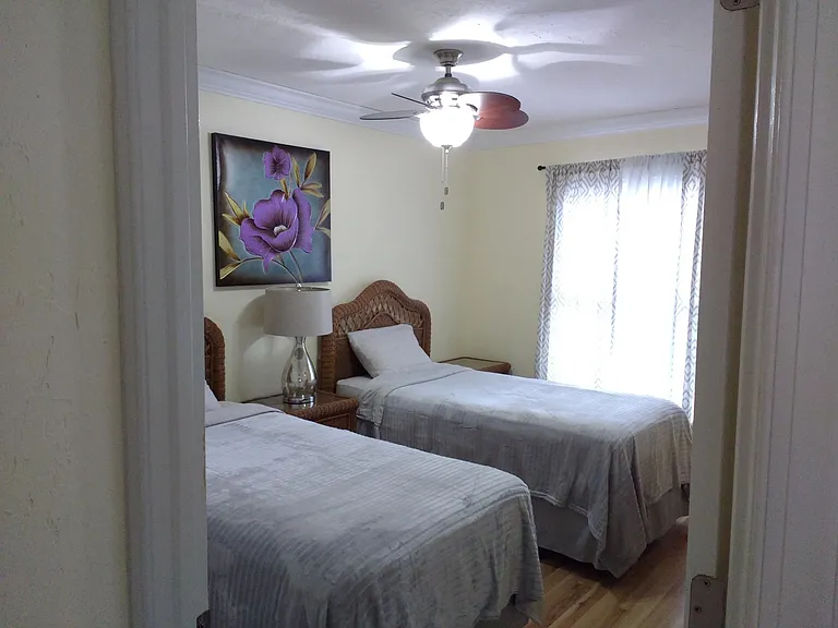 6139 Carlton Ave — Photo 11