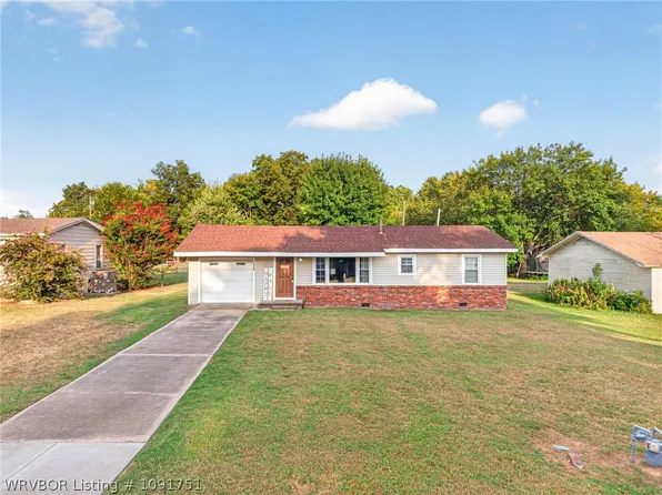 6901 S 9th St, Fort Smith, AR 72908