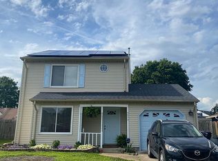 5572 Glen View Dr, Virginia Beach, VA 23464