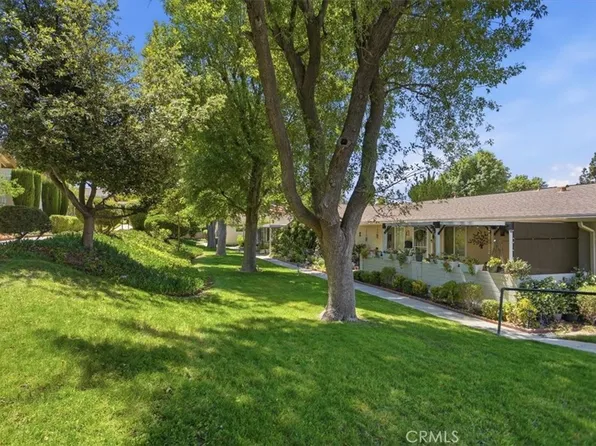 26831 Avenue Of The Oaks Unit A, Santa Clarita, CA 91321