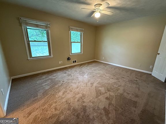 5th image of 2691 Falcon Ridge Dr