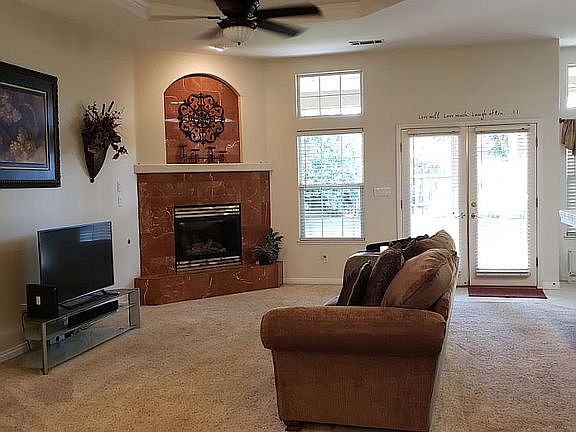 5th image of 217 Redwood Dr