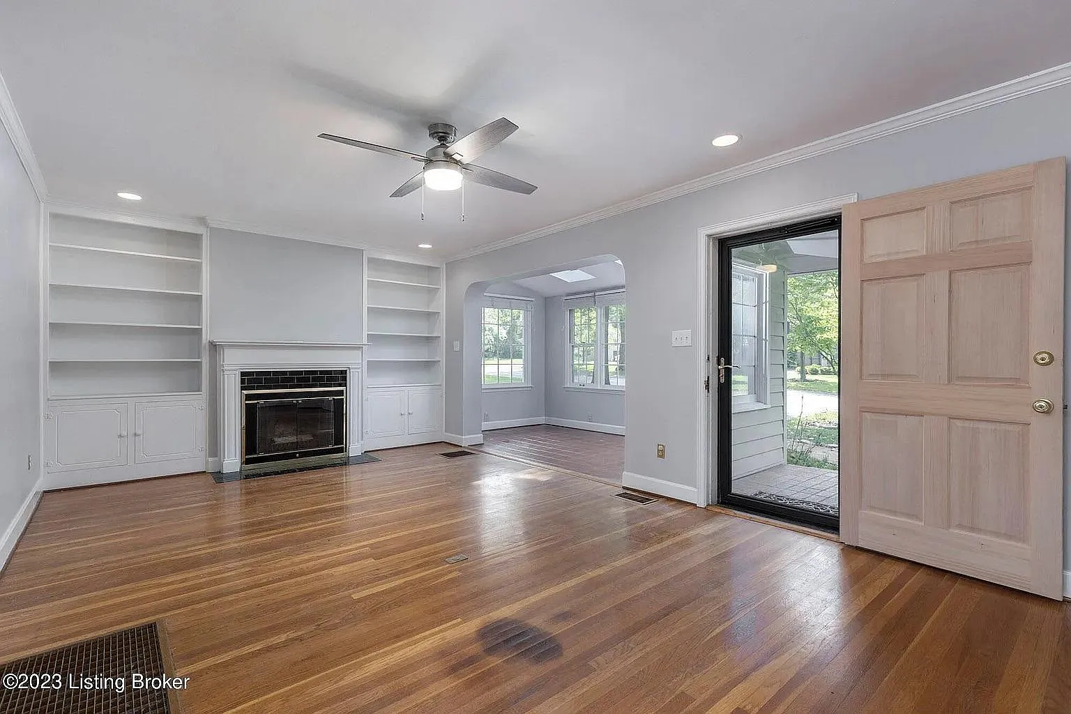 3 bed, 1700 sqft, $3,200 — Photo 4