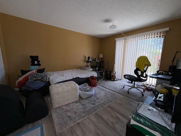1051 Summit Place Cir #D — Photo 14