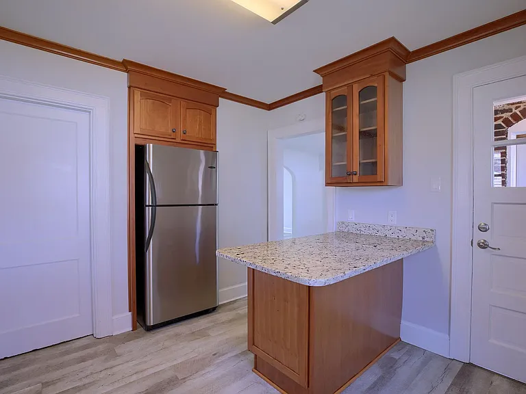 804 City Park Ave #A — Photo 12