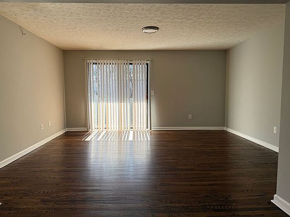 5th image of 270 Tampa Dr APT M9