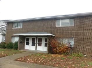 105 S 6th St, Murphysboro, IL 62966