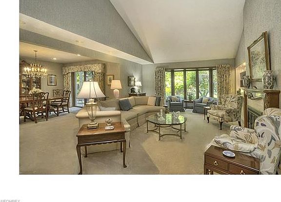 4th image of 7 Ashley Ct