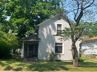 507 N Cedar St, Auburn, IN 46706