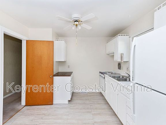 3rd image of 726 Sunnywood Rd