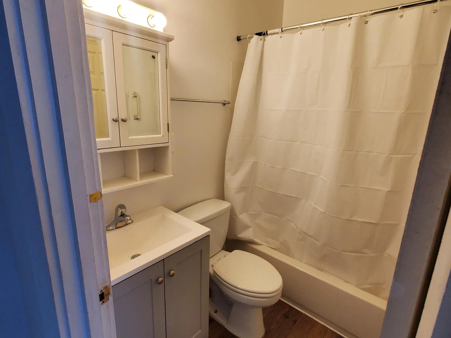 2631 Ashland Ave — Photo 4