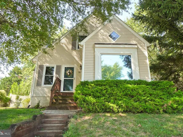 21 Vista Ave, Thurmont, MD 21788