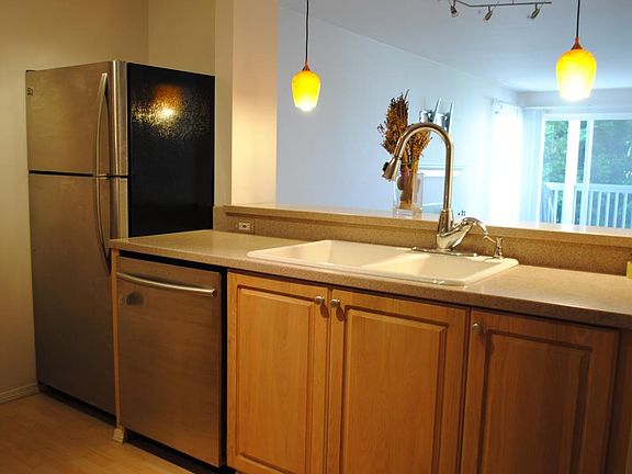 3rd image of 2969 142nd Pl SE APT 2