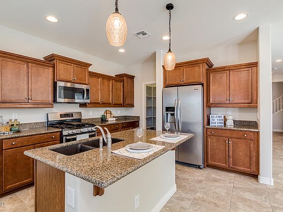 4th image of 2773 E Runaway Bay Pl