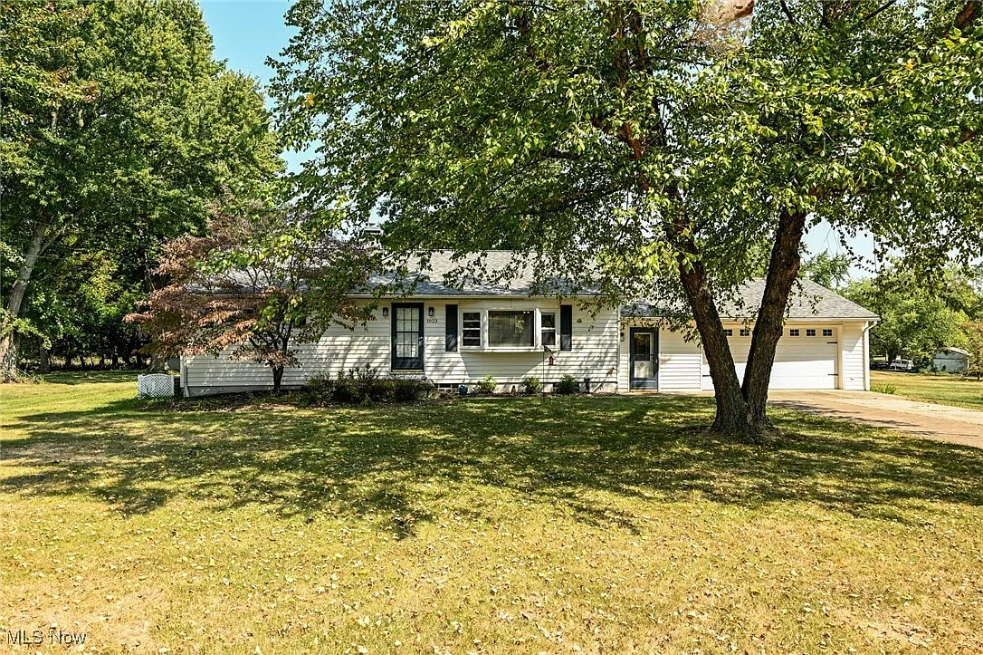 1023 Alpine Blvd photo 1