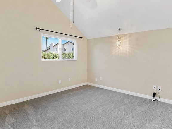 4th image of 10675 Montego Dr