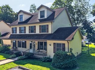 2425 Lila Ln, Williamsport, PA 17701