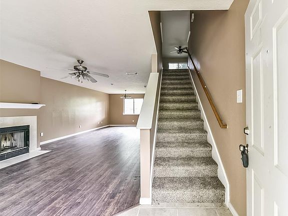 4th image of 21733 Holly Leaf Ct