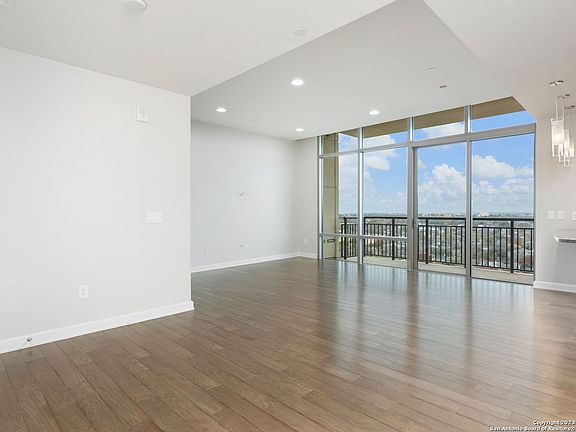 2nd image of 4242 BROADWAY #1502