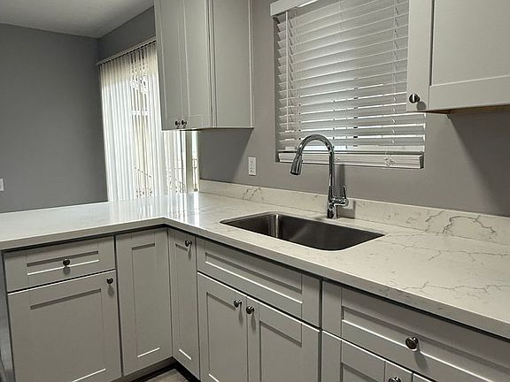 2nd image of 1551 Alta Glen Dr APT 4