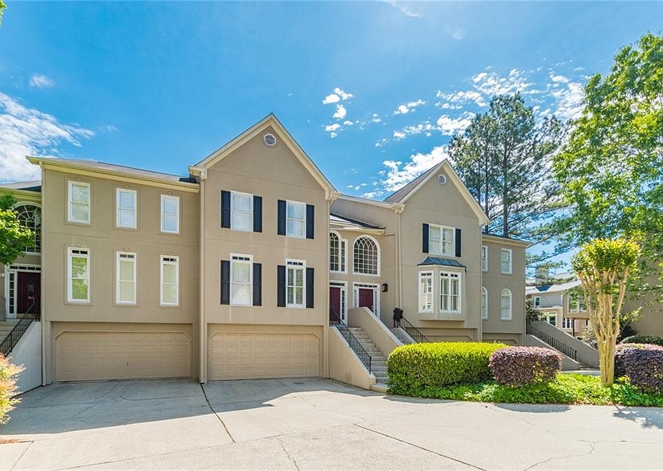 1st image of 2554 Oakwood Trce SE
