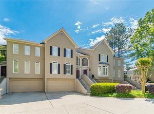 2554 Oakwood Trce SE, Smyrna, GA 30080